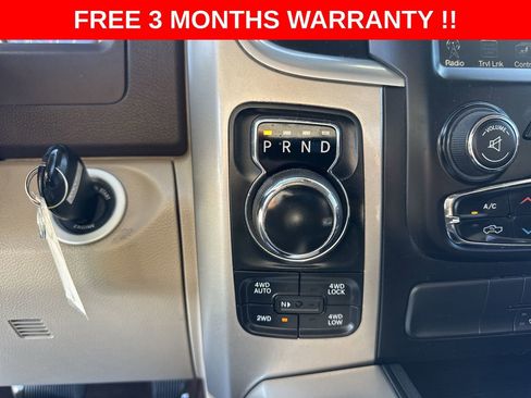 Used 2017 RAM 1500 Big Horn AWD/4WD image 39