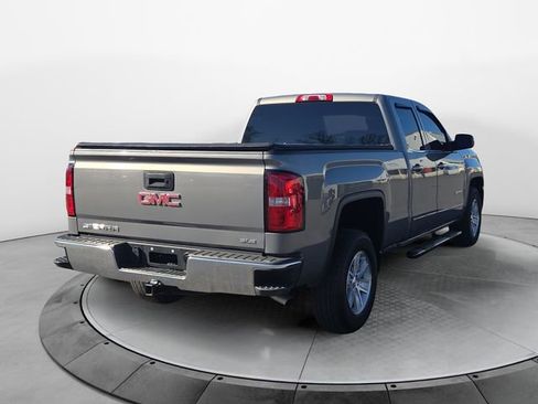 Used 2017 GMC Sierra 1500 SLE w/ SLE Value Package image 5