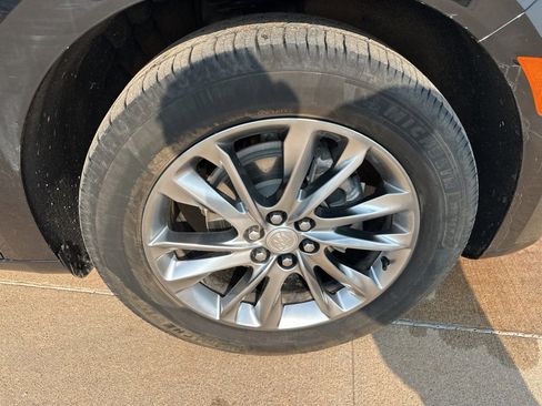 Used 2022 Buick Enclave Avenir w/ Avenir Technology Package image 9