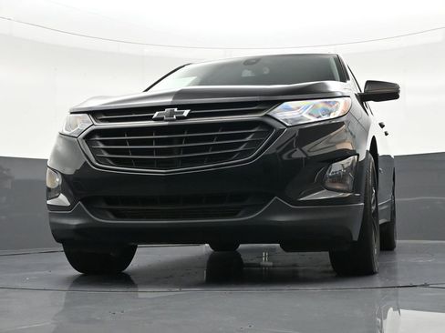 Used 2020 Chevrolet Equinox LT w/ Midnight Edition image 30