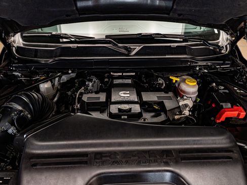 Used 2024 RAM 3500 Limited image 36