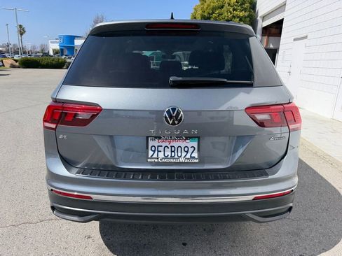 Used 2023 Volkswagen Tiguan SE w/ Panoramic Sunroof Package AWD/4WD image 5