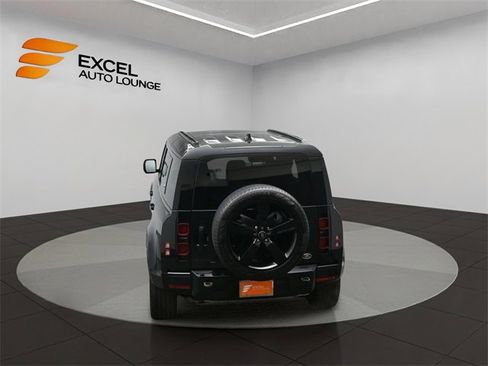 Used 2023 Land Rover Defender 110 X-Dynamic SE image 43