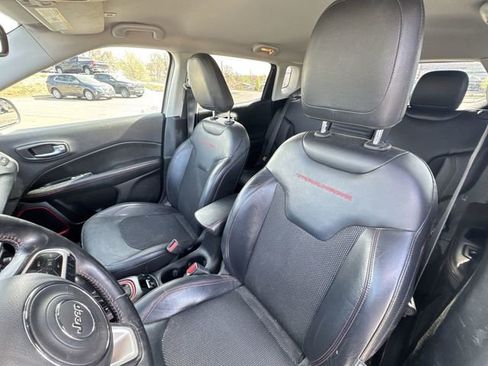 Used 2017 Jeep Compass Trailhawk AWD/4WD image 20