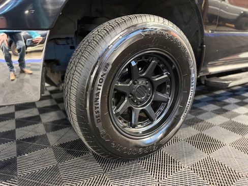 Used 2015 RAM 1500 Classic SLT image 8