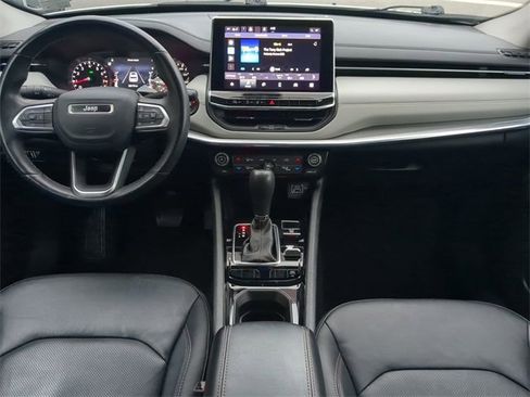 Used 2022 Jeep Compass Limited image 14