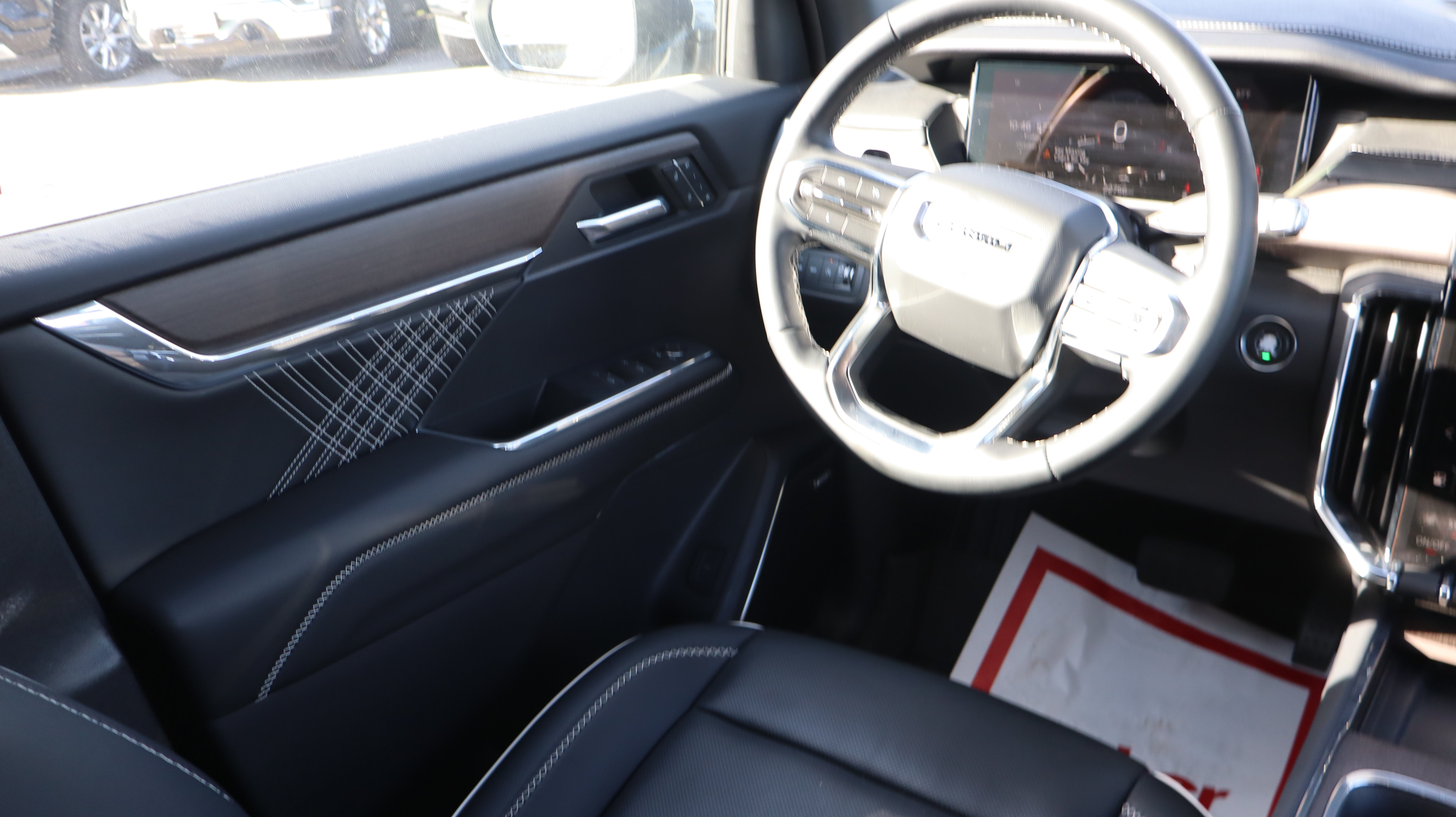Used 2024 GMC Acadia Denali w/ LPO, Floor Liner Package AWD/4WD image 9