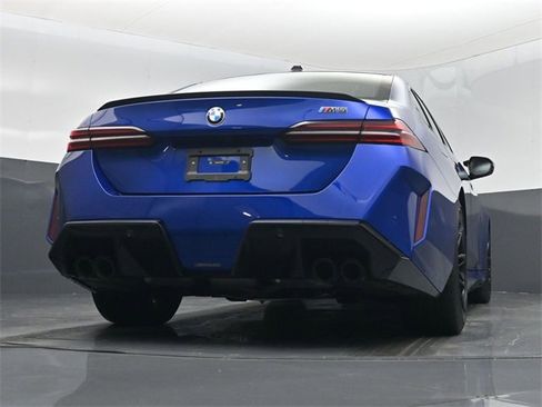 Used 2025 BMW M5 w/ Carbon Package image 66