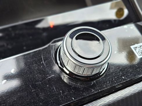 New 2025 Jeep Grand Cherokee L Laredo w/ Luxury Tech Group I image 24