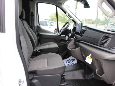 New 2025 Ford Transit 250 148 Medium Roof w/ Load Area Protection Package image 11