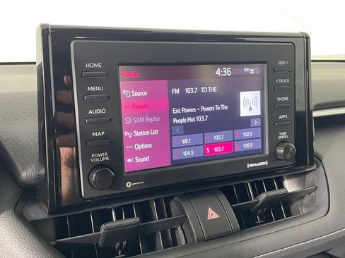 Used 2021 Toyota RAV4 LE AWD/4WD image 7
