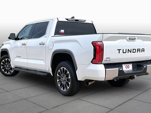 Used 2025 Toyota Tundra Limited AWD/4WD image 12