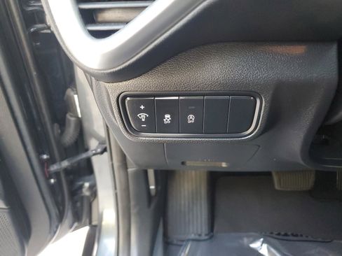 Used 2024 Kia Soul LX w/ Option Group 015 FWD image 26