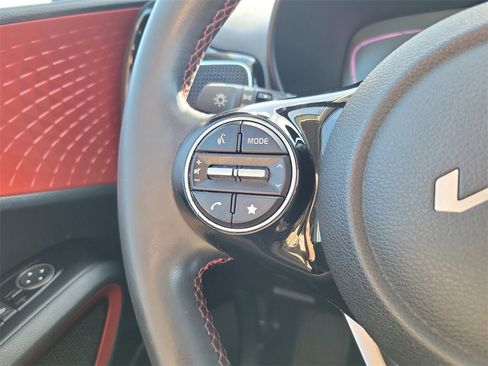 Used 2023 Kia Soul GT-Line w/ GT-Line Technology Package image 23