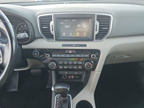 Used 2018 Kia Sportage EX image 23