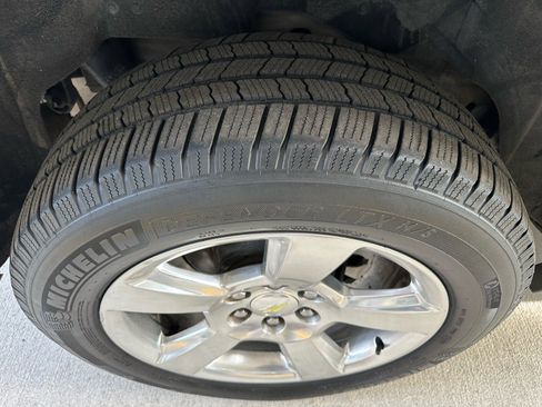 Used 2015 Chevrolet Tahoe LT image 12