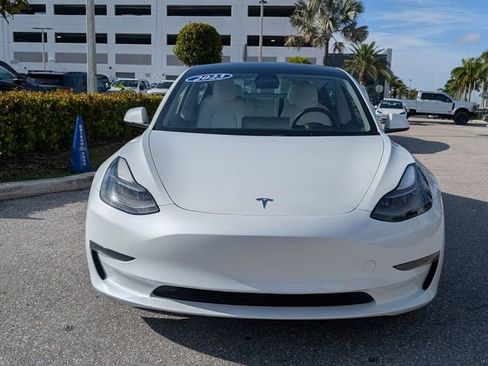 Used 2023 Tesla Model 3 Standard Range RWD image 2