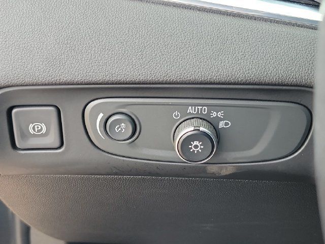 Used 2018 Buick Enclave Premium FWD image 12