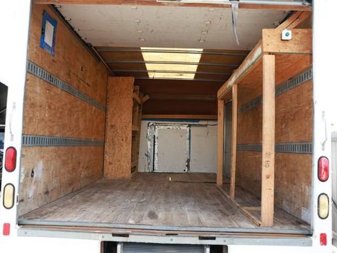 Used 2012 Chevrolet Express 3500 Extended RWD image 11