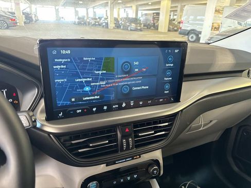 Certified 2025 Ford Escape SE image 19