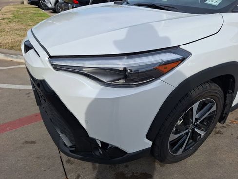 Used 2025 Toyota Corolla Cross AWD Hybrid image 10