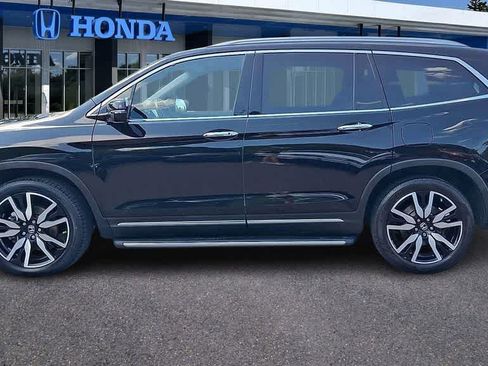 Used 2022 Honda Pilot Touring image 5