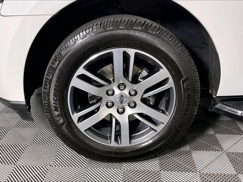 Used 2022 Ford Expedition XLT RWD image 10