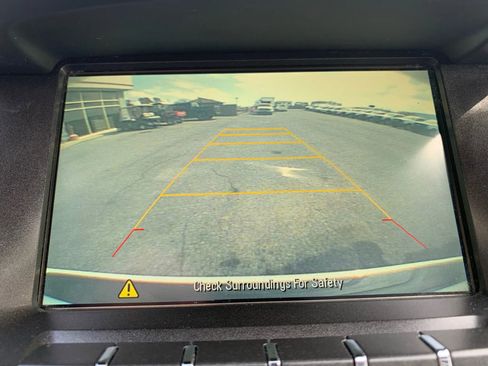 Used 2016 Chevrolet Equinox LT image 17