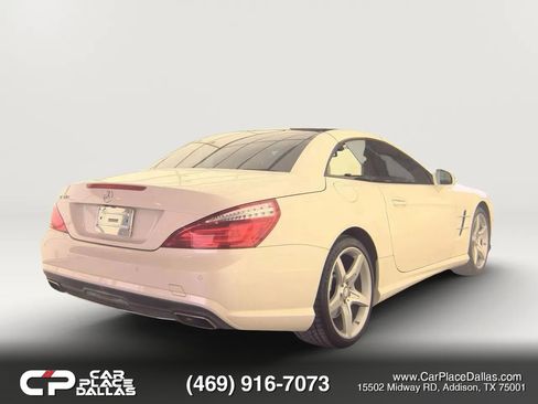 Used 2015 Mercedes-Benz SL 400 w/ Premium I Package image 4