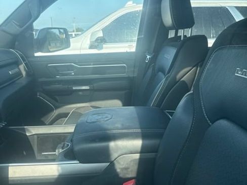 Used 2023 RAM 1500 Laramie RWD image 5