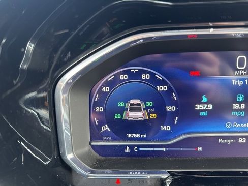 Used 2024 Chevrolet Silverado 1500 RST image 16