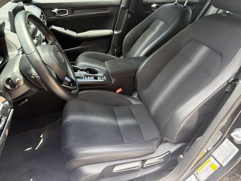 Used 2025 Honda Civic Sport image 16