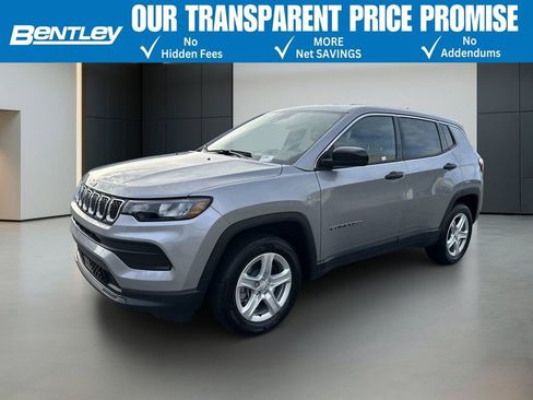 Used 2024 Jeep Compass Sport AWD/4WD image 1