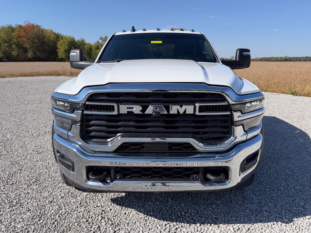 Used 2025 RAM 5500 Tradesman AWD/4WD image 23