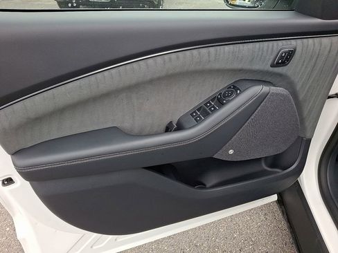 Used 2025 Ford Mustang Mach-E GT image 12