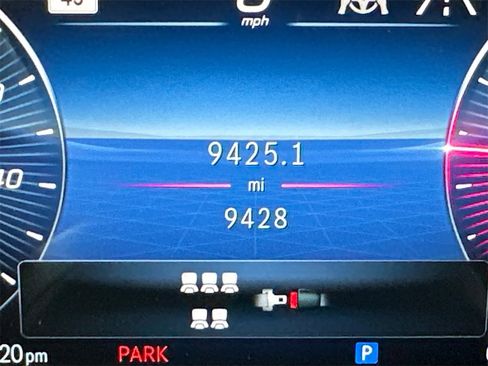 Certified 2025 Mercedes-Benz GLB 250 image 29