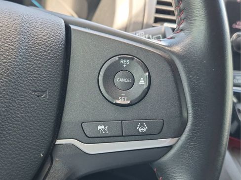 Certified 2024 Honda Odyssey Sport image 10