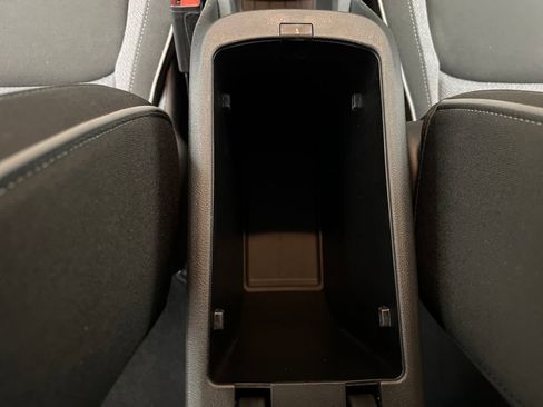 Used 2025 Chevrolet TrailBlazer LT image 35