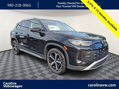 New 2025 Volkswagen Tiguan SE