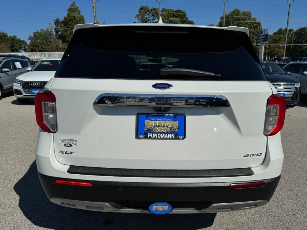 Certified 2023 Ford Explorer XLT w/ Equipment Group 202A AWD/4WD image 4