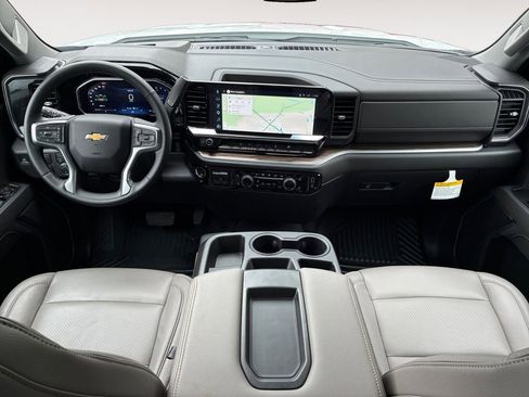 Used 2026 Chevrolet Silverado 1500 LT RWD image 10