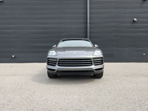 Used 2019 Porsche Cayenne Base image 8