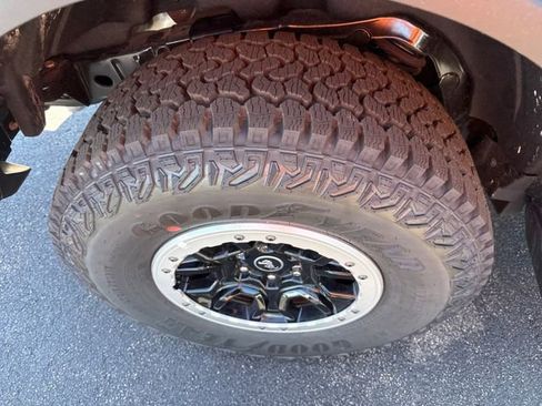 New 2025 Ford Bronco 4-Door w/ Sasquatch Package AWD/4WD image 13