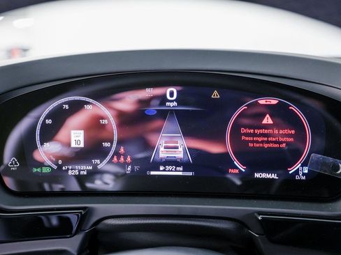 Certified 2025 Porsche Cayenne Coupe image 15