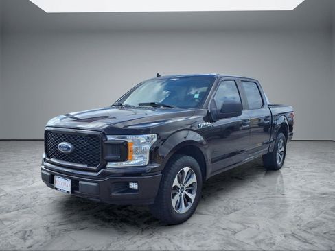 Used 2020 Ford F150 XL w/ Equipment Group 101A Mid RWD image 3