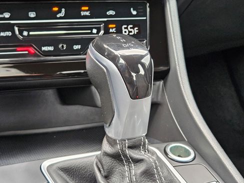 Used 2025 Volkswagen Jetta Sport image 24