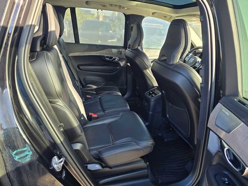 Certified 2023 Volvo XC90 T8 Ultimate image 12