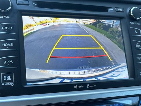 Used 2014 Toyota Highlander Limited Platinum image 27