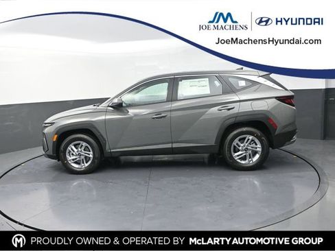 New 2026 Hyundai Tucson SE AWD/4WD image 1