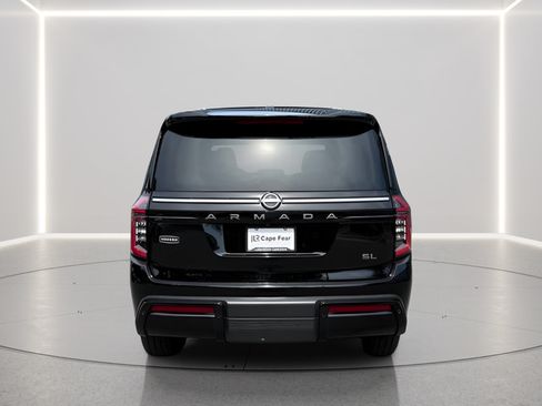 Used 2025 Nissan Armada SL w/ Captain's Chari Seat Package RWD image 4